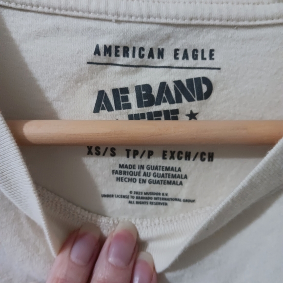 American Eagle Outfitters Cream Rolling Stones Graphic Music Band Tee Size XS/S - Picture 2 of 4
